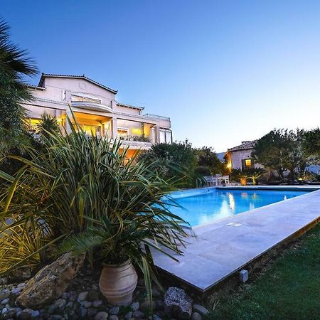 Luxury Villa Allure Dhafnes エクステリア 写真