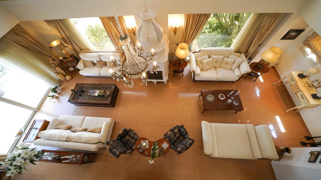 Luxury Villa Allure Dhafnes エクステリア 写真