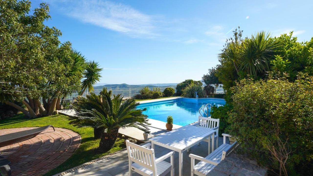 Luxury Villa Allure Dhafnes エクステリア 写真