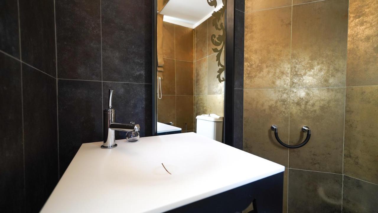 Luxury Villa Allure Dhafnes エクステリア 写真