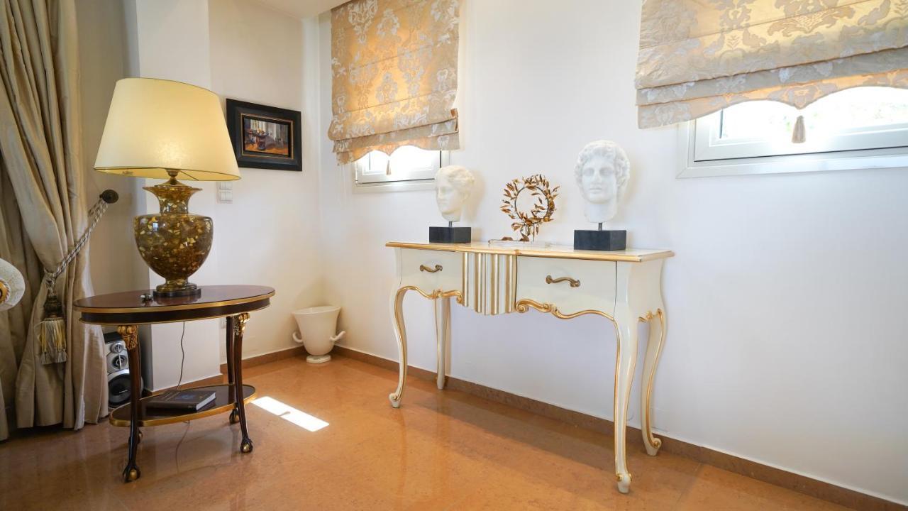 Luxury Villa Allure Dhafnes エクステリア 写真