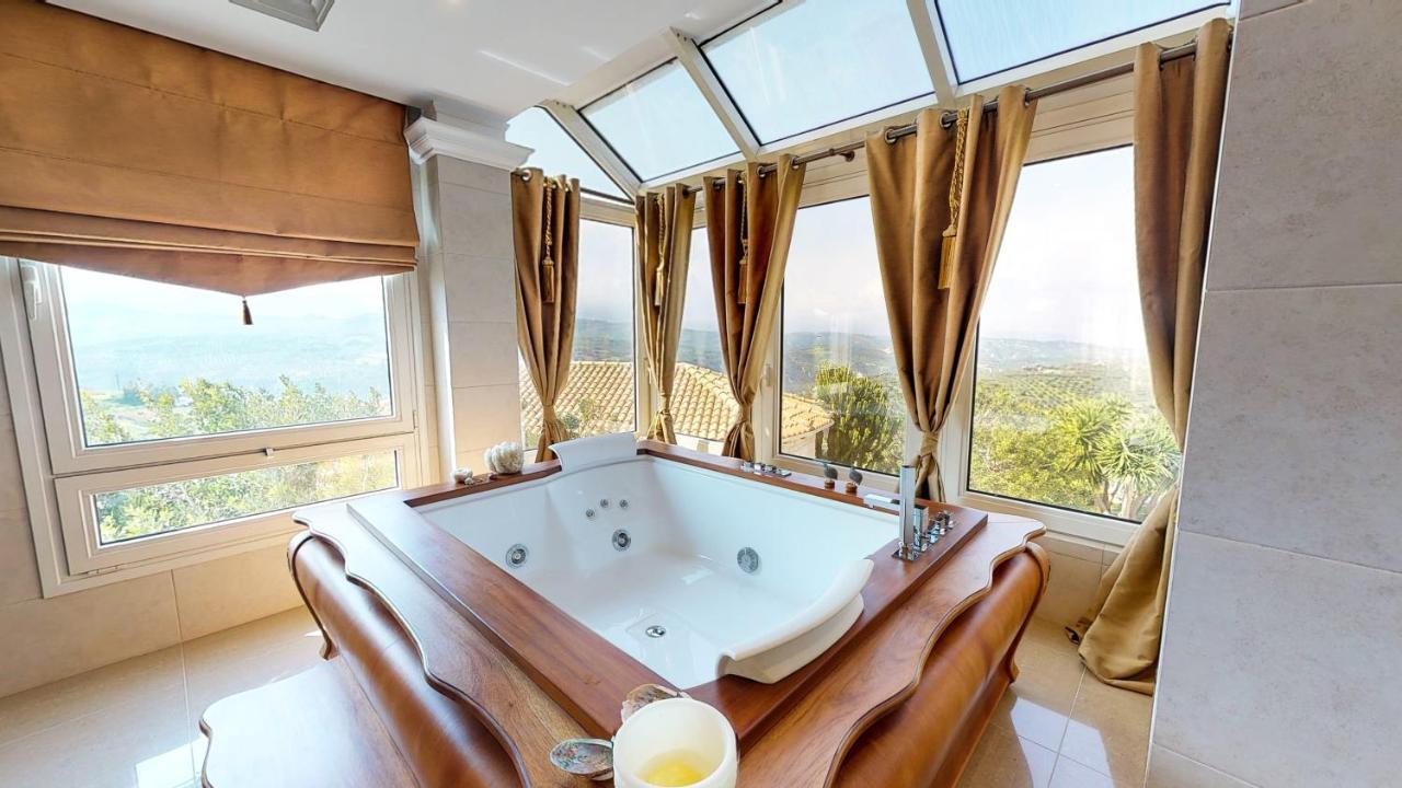 Luxury Villa Allure Dhafnes エクステリア 写真