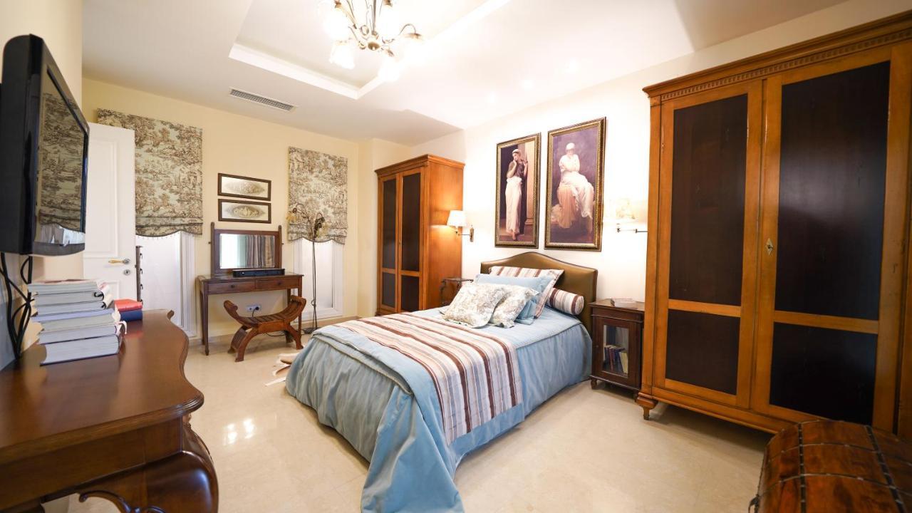 Luxury Villa Allure Dhafnes エクステリア 写真
