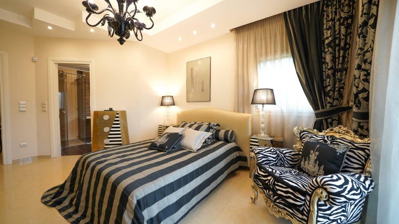 Luxury Villa Allure Dhafnes エクステリア 写真