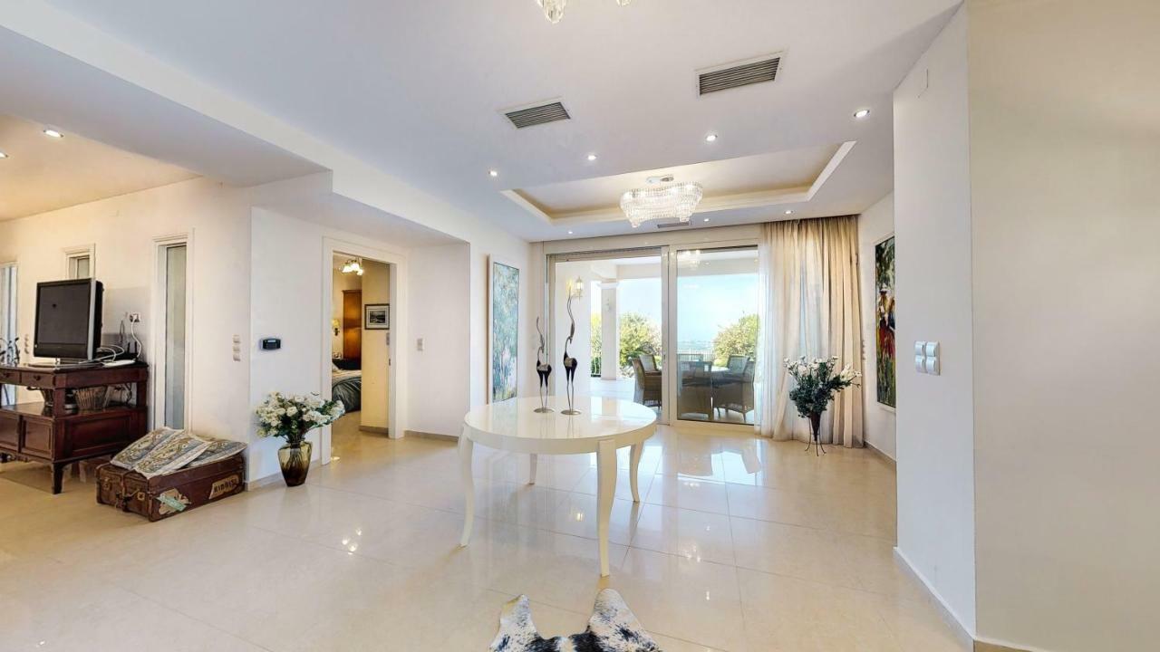 Luxury Villa Allure Dhafnes エクステリア 写真